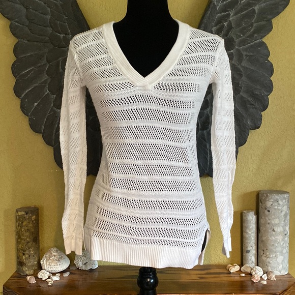 Michael Kors Knit V-neck Sweater - Picture 1 of 11